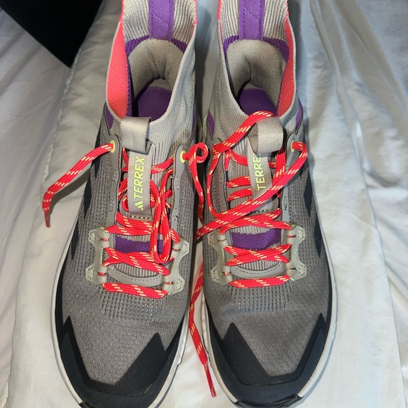 Adidas Terrex Women's Gray and Red Trail Shoes - Picture 3 of 6